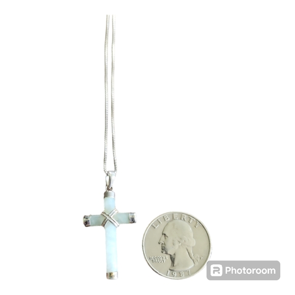 Sterling Silver and Jade 18" Necklace - Picture 4 of 5